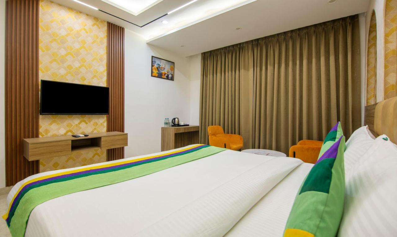 Treebo The Armani Near Igi Airport Hotell New Delhi Eksteriør bilde